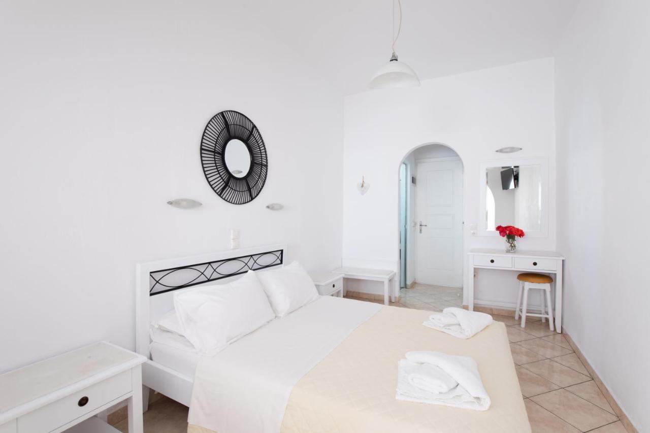 אורנוס Eleftheria Hotel & Apartments מראה חיצוני תמונה